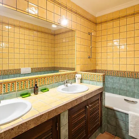 Nyaraló Casa Bobo Lagoa